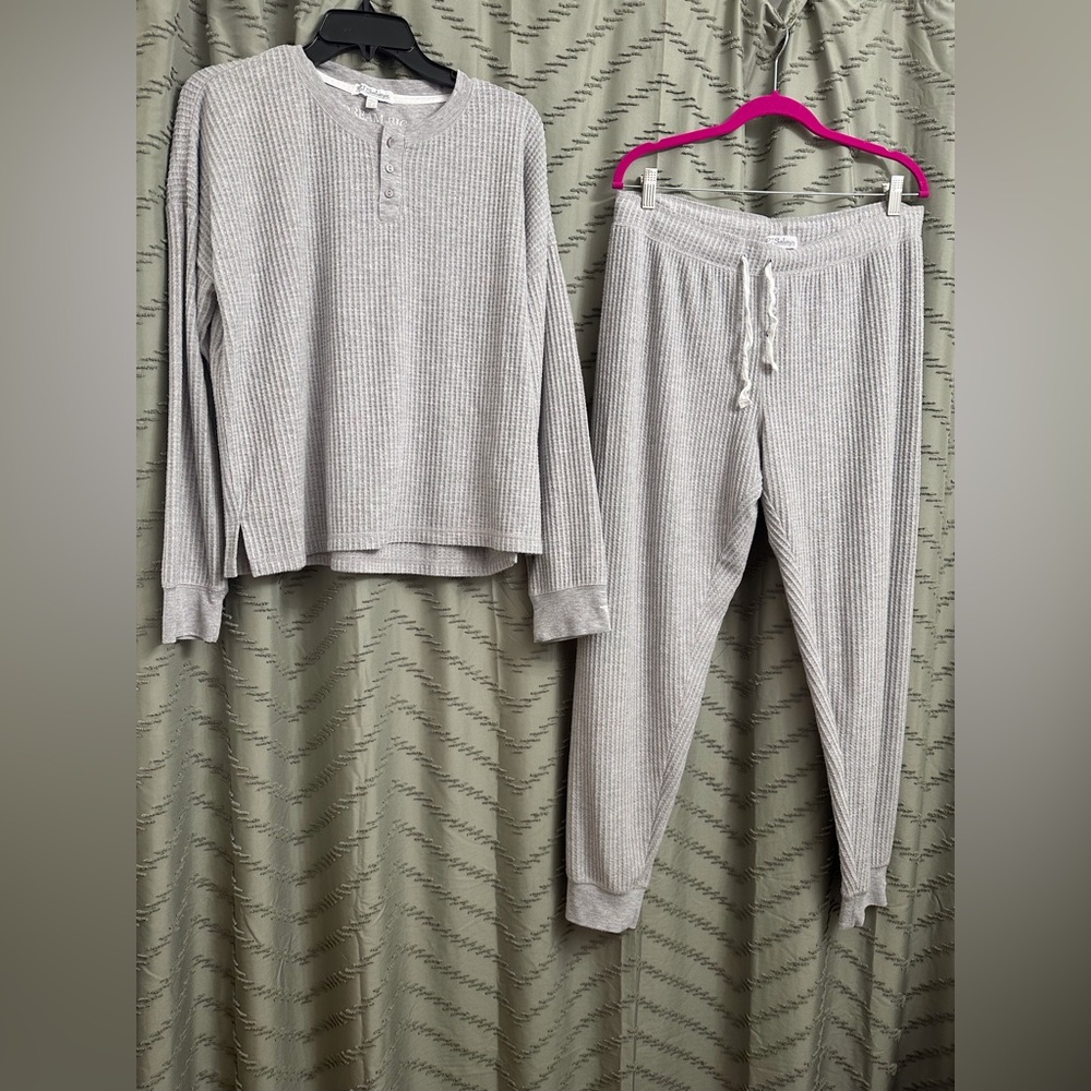 PJ Salvage Light grey Knit Jogger Set/Lounge Set size L - Picture 2 of 6